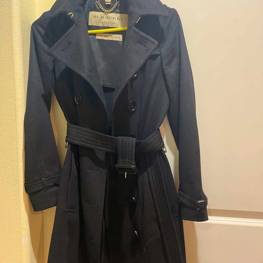 Burberry Sandringham 100% cashmere trench coat